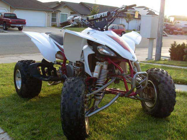 05 Yamaha YFZ450 quad