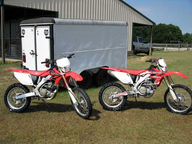 CRF450X and CRF250X dirt bikes
